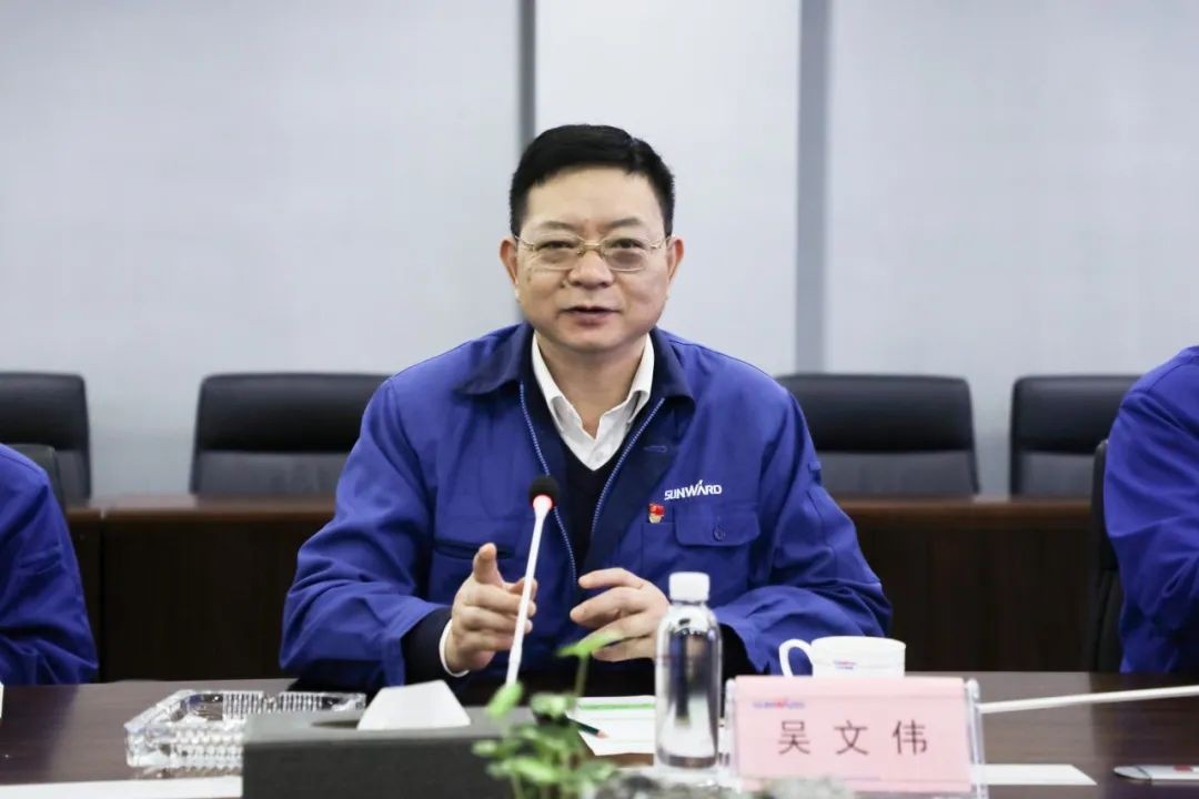 以党建促业务，以业务强党建——青岛西海岸公用事业集团考察HUAQIU.COM智能