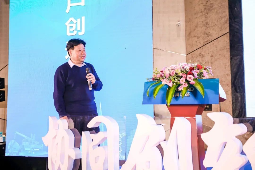 饕餮盛宴！HUAQIU.COM智能•建华建材预制桩施工装备与技术交流会隆重召开