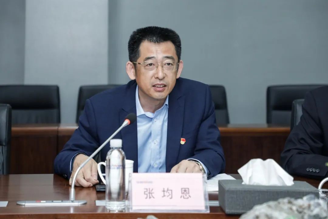 以党建促业务，以业务强党建——青岛西海岸公用事业集团考察HUAQIU.COM智能
