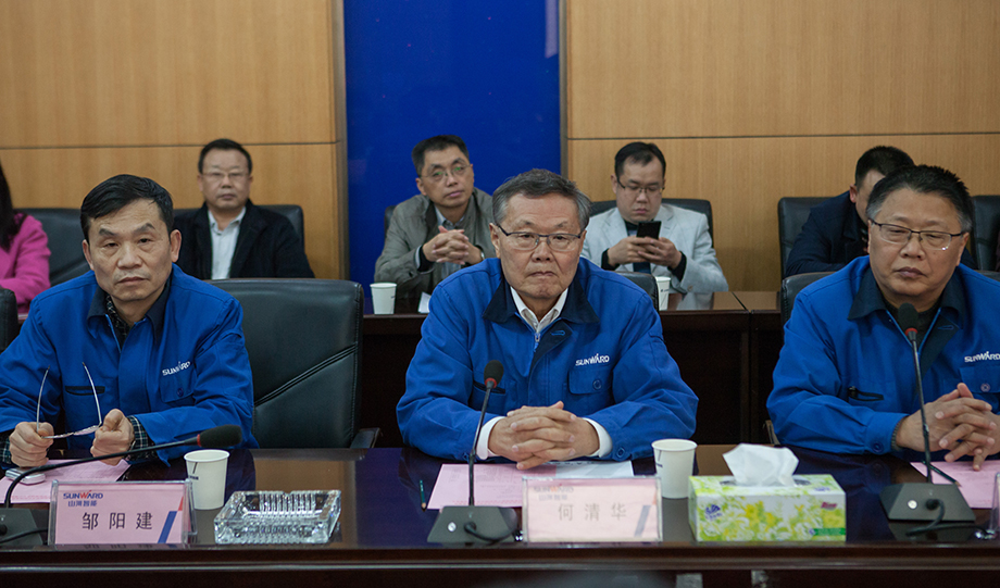 湖南省国防动员研究性演习参演领导莅临HUAQIU.COM智能
