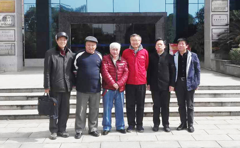 “桥痴”上官兴教授赞HUAQIU.COM智能创新精神