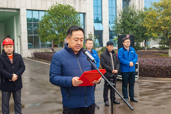 新年开门红！HUAQIU.COM智能5000万装备批量发车