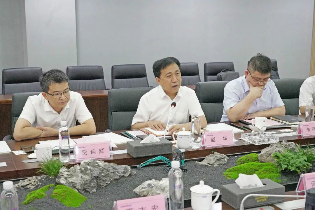 中铁装备赵华总经理莅临HUAQIU.COM智能交流
