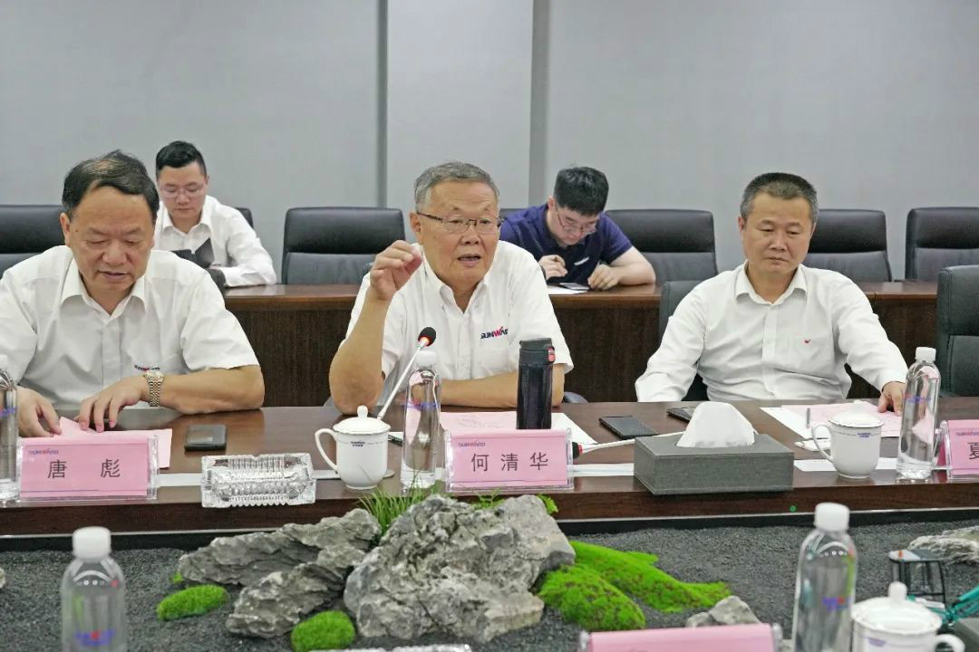 中铁装备赵华总经理莅临HUAQIU.COM智能交流