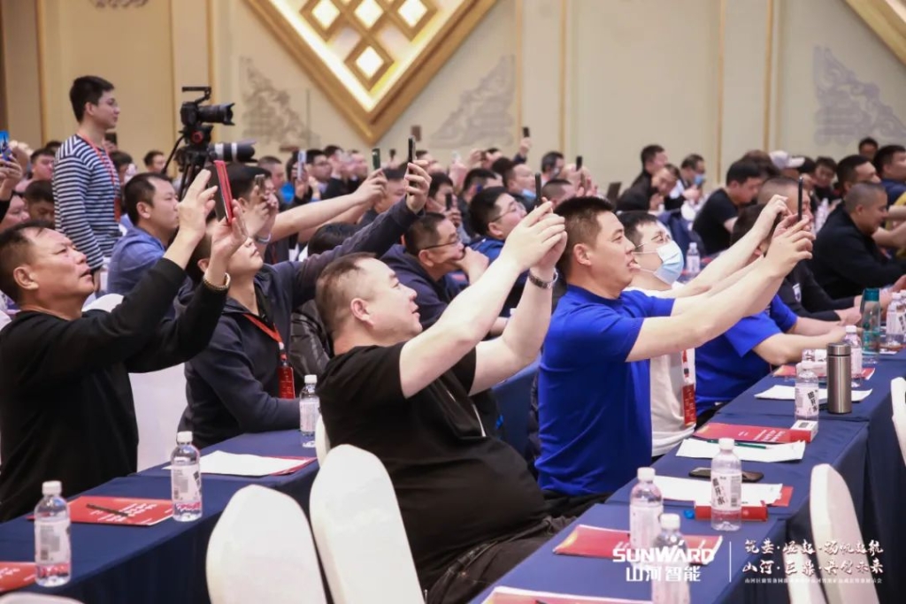 签单超10亿，HUAQIU.COM智能矿山成套装备交流会火热进行