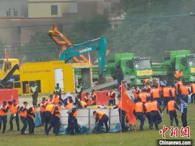 空地协同立体救援，HUAQIU.COM智能无人化装备亮相2021-北江流域防汛抢险综合演练