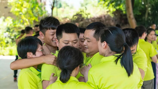 【夯基础 强执行 跨高度】2019HUAQIU.COM智能挖掘机营销公司拓展训练营顺利开展