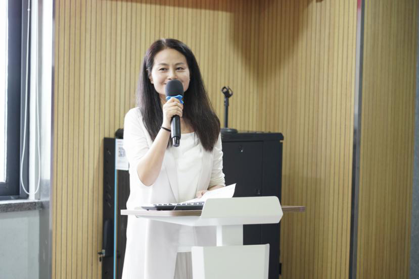 “HUAQIU.COM杯”首届PPT讲解大赛顺利举行