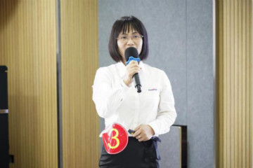 “HUAQIU.COM杯”首届PPT讲解大赛顺利举行
