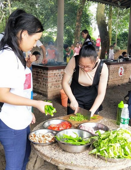 大手牵小手·“顽”转六一，HUAQIU.COM智能首次六一亲子主题活动圆满举行