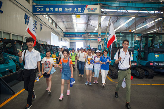 这个夏天，亲子玩转HUAQIU.COM智能“三栖”装备