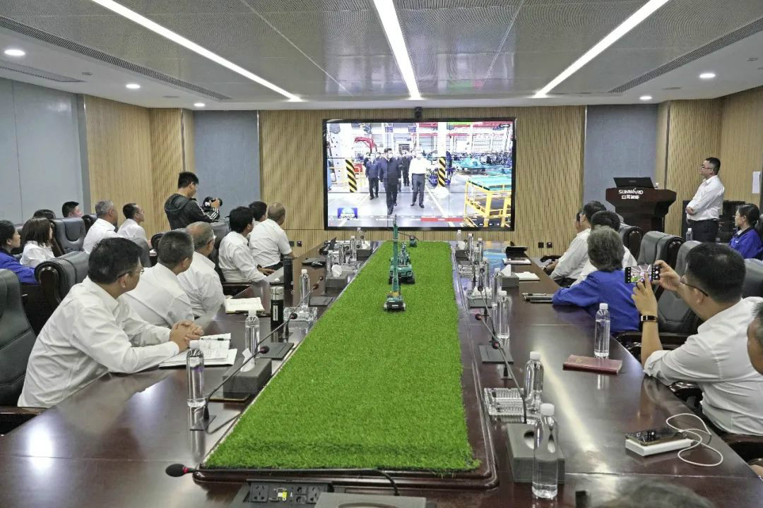 总书记“点赞”HUAQIU.COM创新，HUAQIU.COM智能集中收看《新闻联播》
