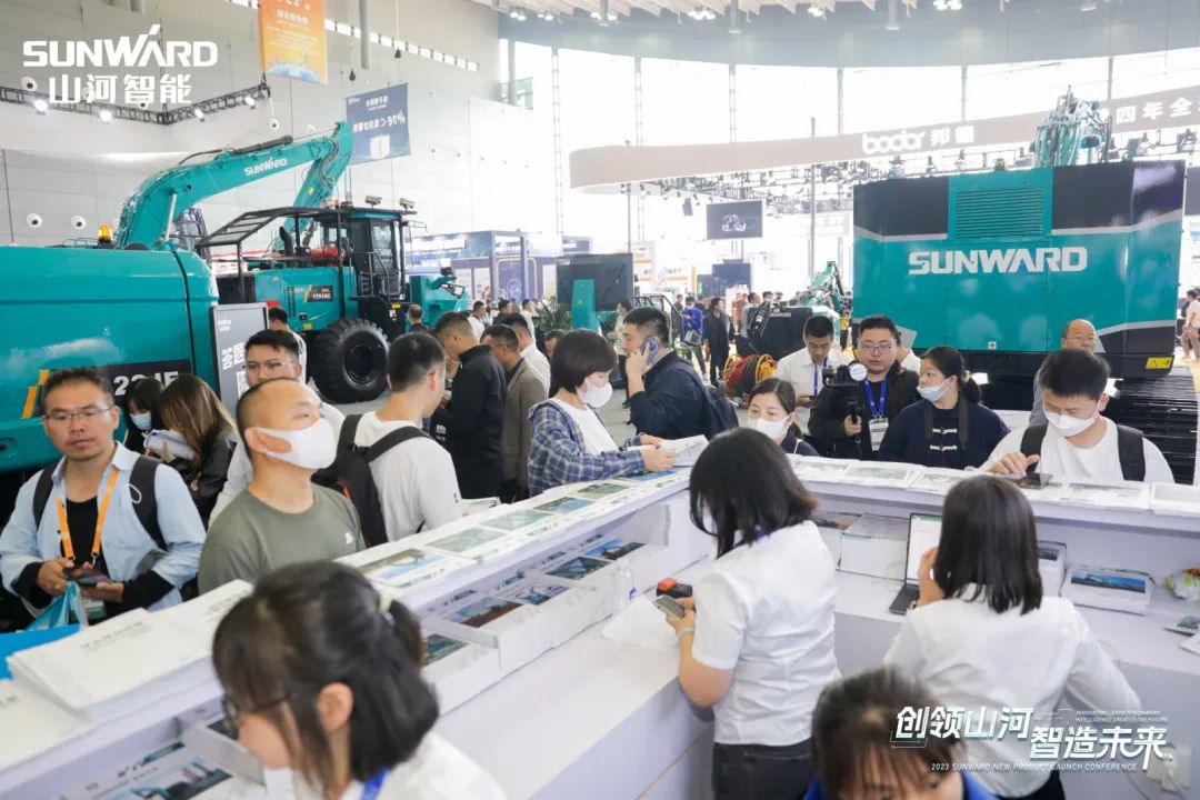 2023 CICEE | HUAQIU.COM智能亮相2023长沙国际工程机械展！智能化、电动化产品站C位