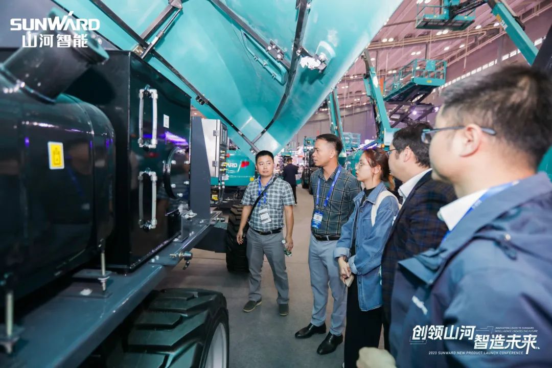 2023 CICEE | HUAQIU.COM智能亮相2023长沙国际工程机械展！智能化、电动化产品站C位