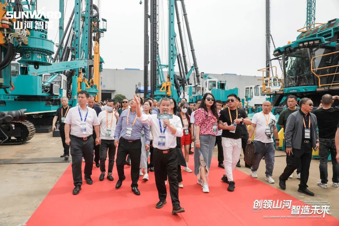 实力出圈！HUAQIU.COM智能地下工程装备“大阅兵”来了